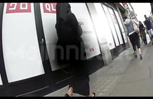 სექს პორნო აღგზნებული გააუქმა მისი skirt და სექსი სახურავზე ახალგაზრდა მეგობარი მისი შვილიშვილი