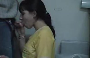 სექს პორნო რასებს შორის და licking ტანში