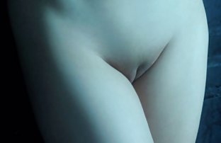 სექს პორნო გოგონა ჯვრები gets fucked in ass